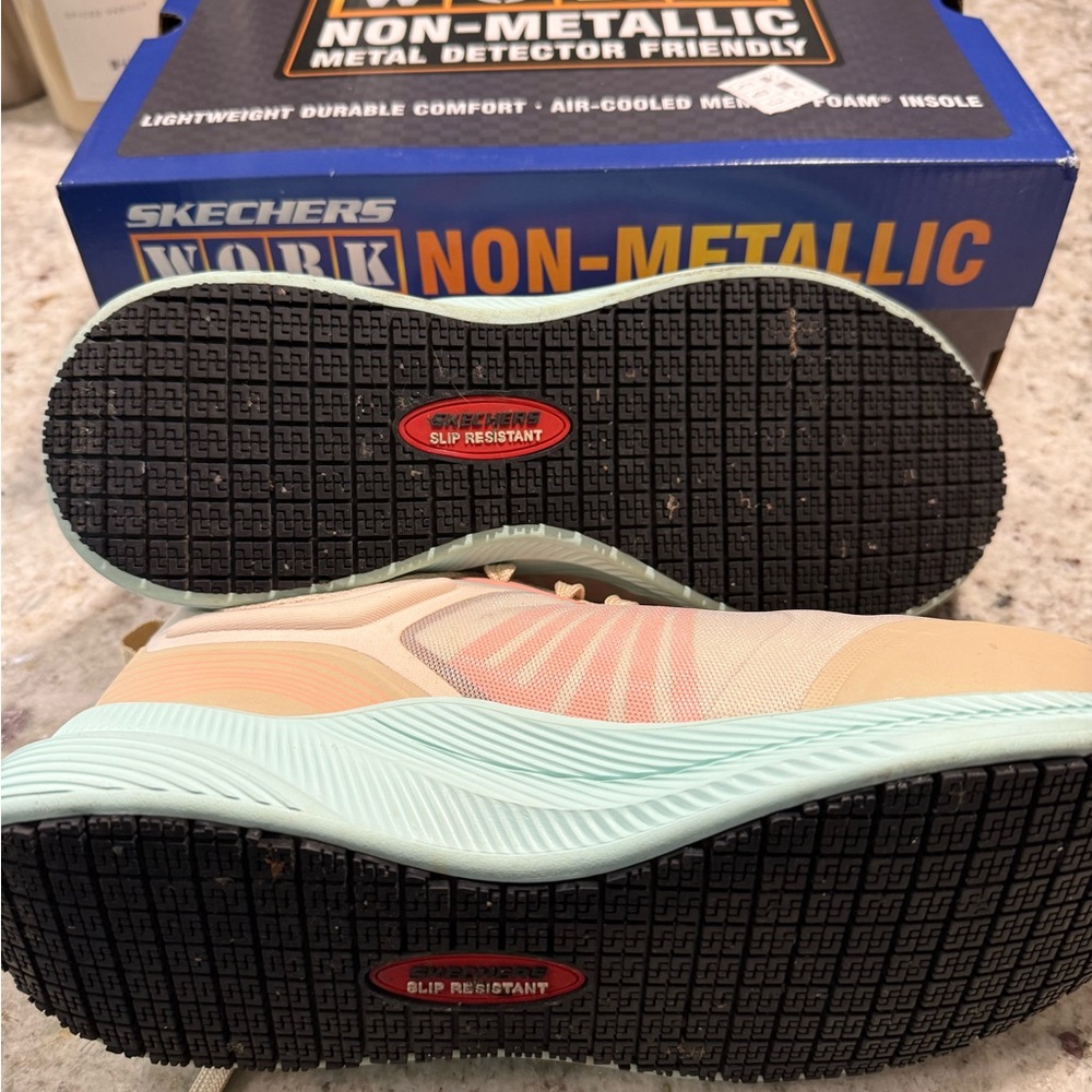 Skechers Women’s Beige & Teal Sneakers – Size 8 – Like New! - Picture 7 of 7
